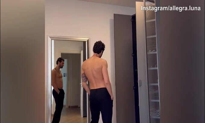 Specchio e cabina armadio: ecco Candreva il "modello"