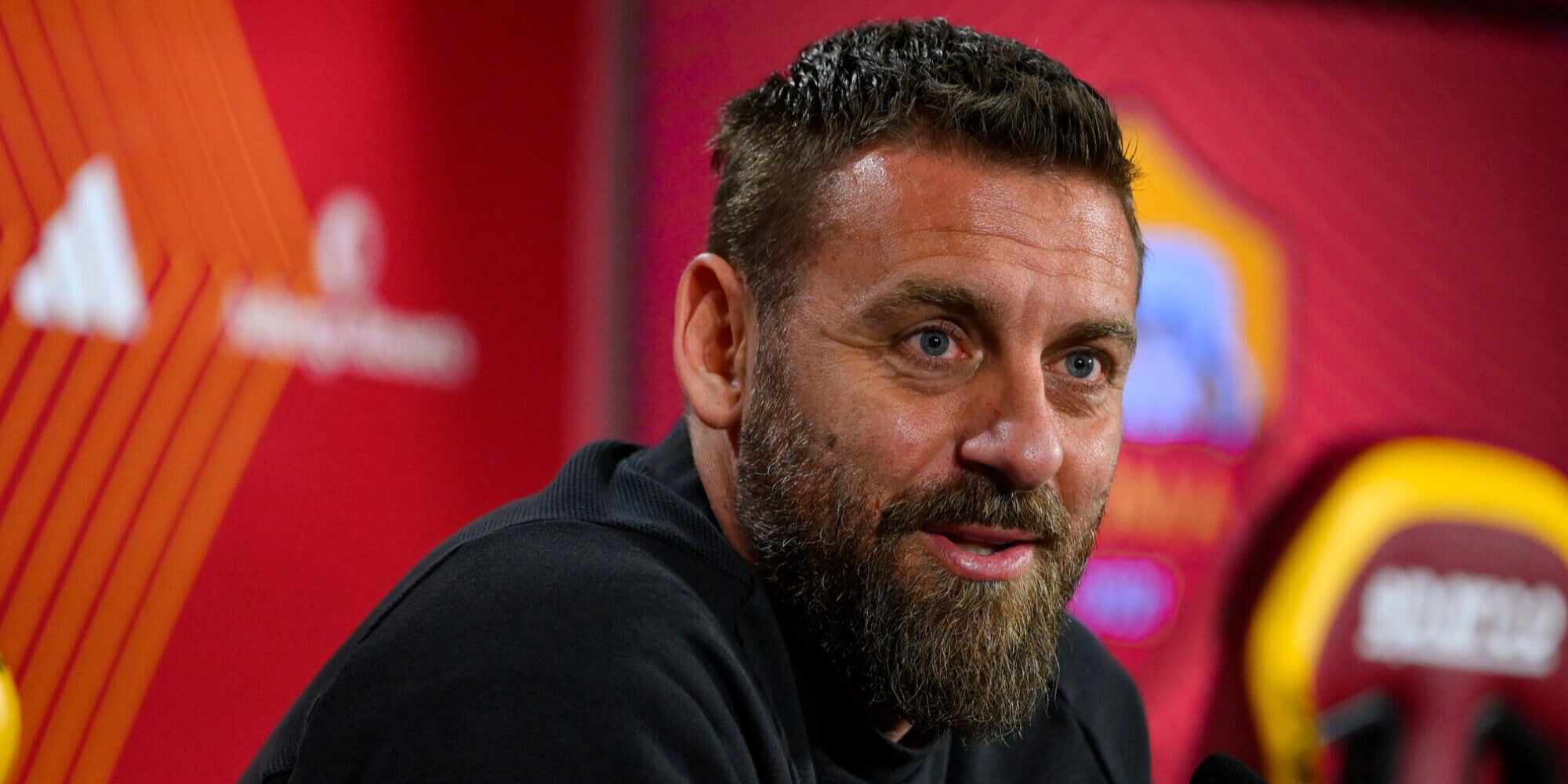 Roma, De Rossi: "Lukaku perfetto, Dybala sta bene. A Monza non ci sarà..."