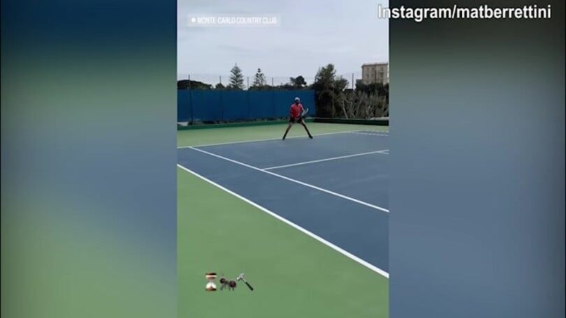 Tennis, Berrettini aumenta i giri del motore: eccolo in campo