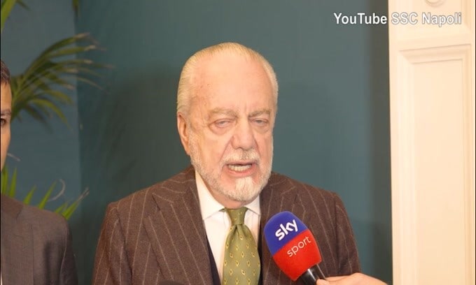 L'annuncio di De Laurentiis: "Nuovo stadio a Bagnoli"