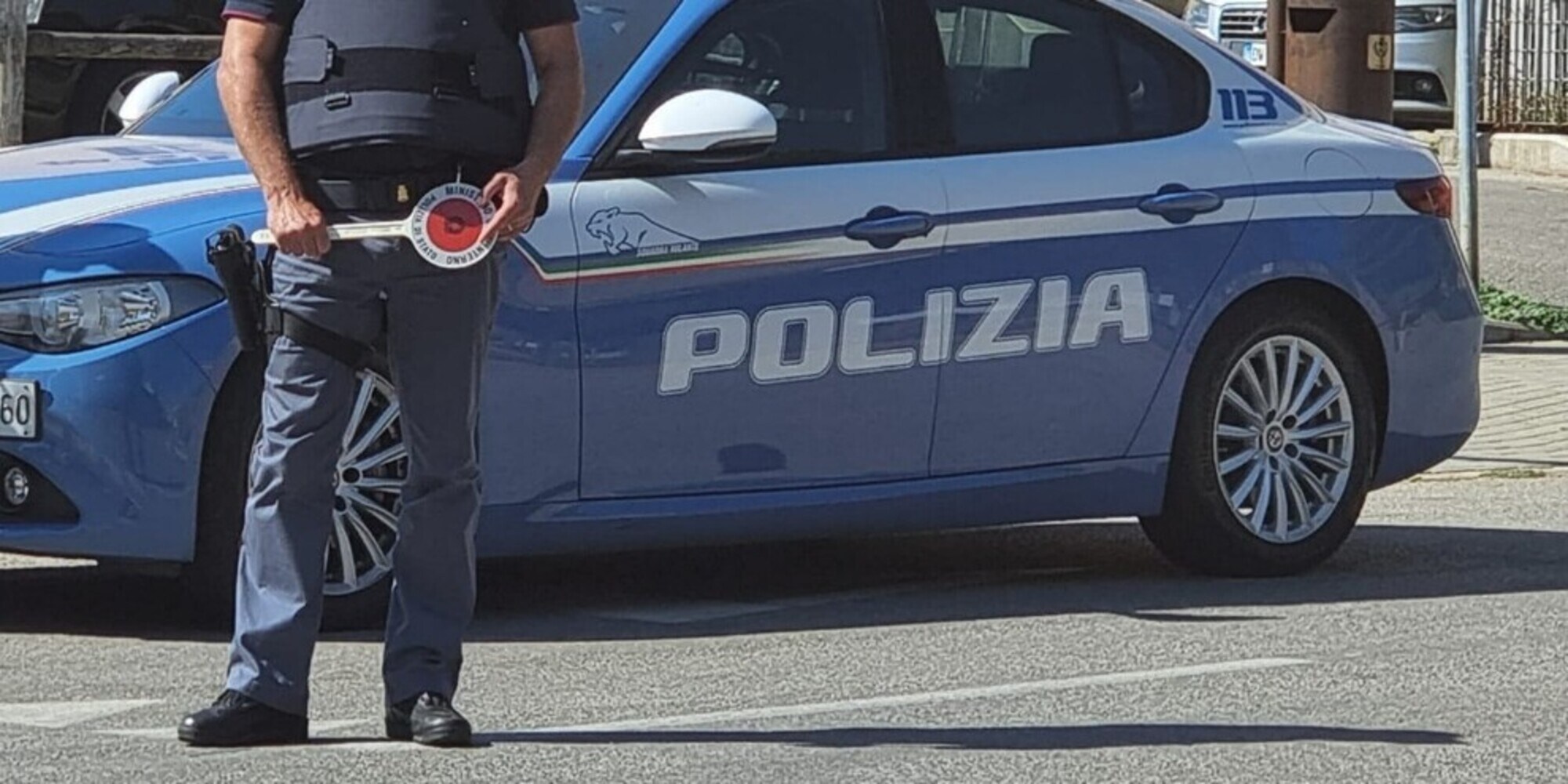 Guida lo scooter senza patente e assicurazione: la sanzione è pesante
