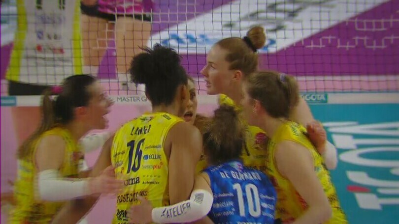 Scandicci e’ l’anti-Conegliano? Lotta a 4 per tre posti nei playoff