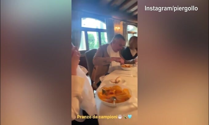 Napoli, Gollini festeggia il compleanno