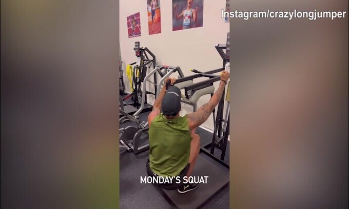 Squat di inizio settimana per Marcell Jacobs