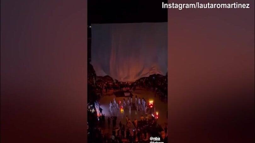 Lautaro Martinez si gode l'Nba: l'argentino allo Staples Center