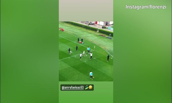 Milan, Leao e Florenzi show in allenamento: doppio tunnel ad un compagno