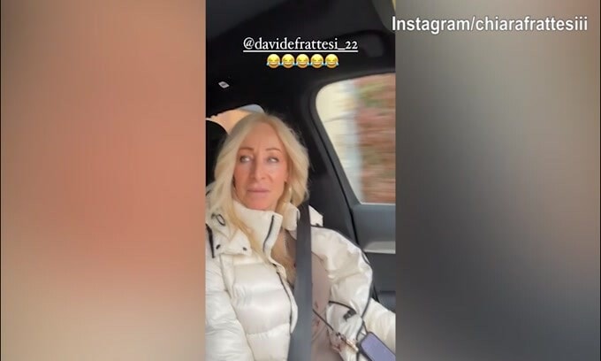 Chiara Frattesi, scherzone alla mamma e poi se la ride....