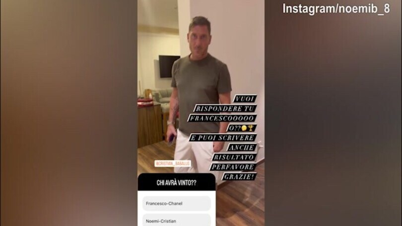 Totti e Noemi alla Maldive, chi avrà vinto la gara a Padel in famiglia?