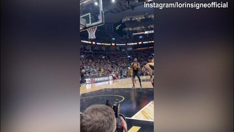 Nba, c'è anche Insigne per lo sbarco a Toronto di "King James"
