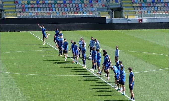 Frosinone, la passione e la carica dei tifosi nella corsa alla salvezza