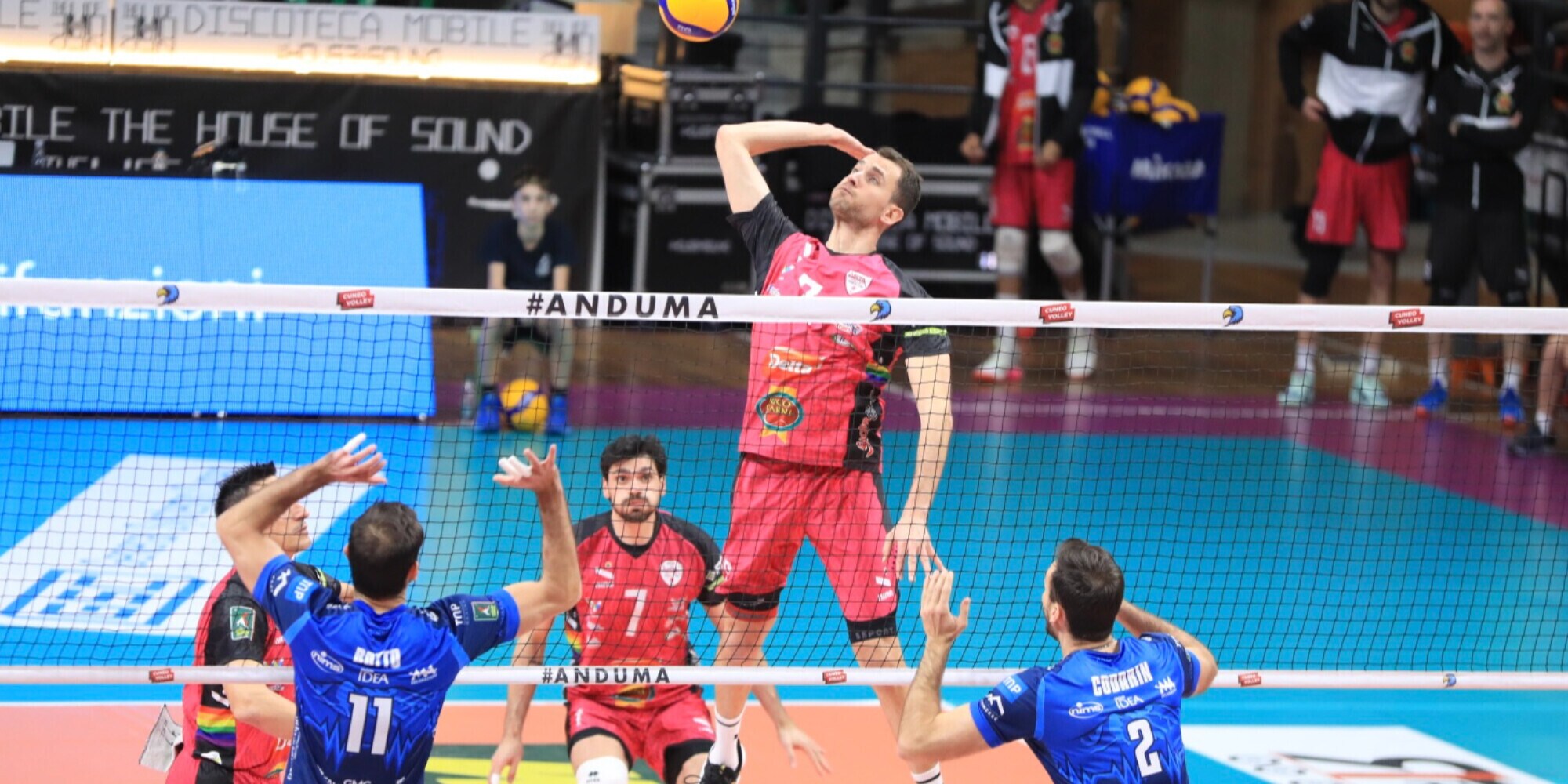 Gara 3 dei quarti designerà le ultime due semifinaliste