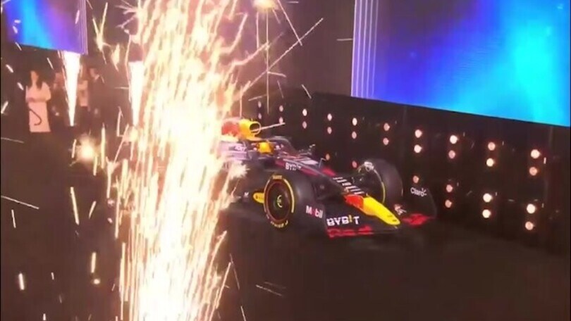 F1, GP Giappone: Red Bull dominante, Verstappen vince davanti a Perez