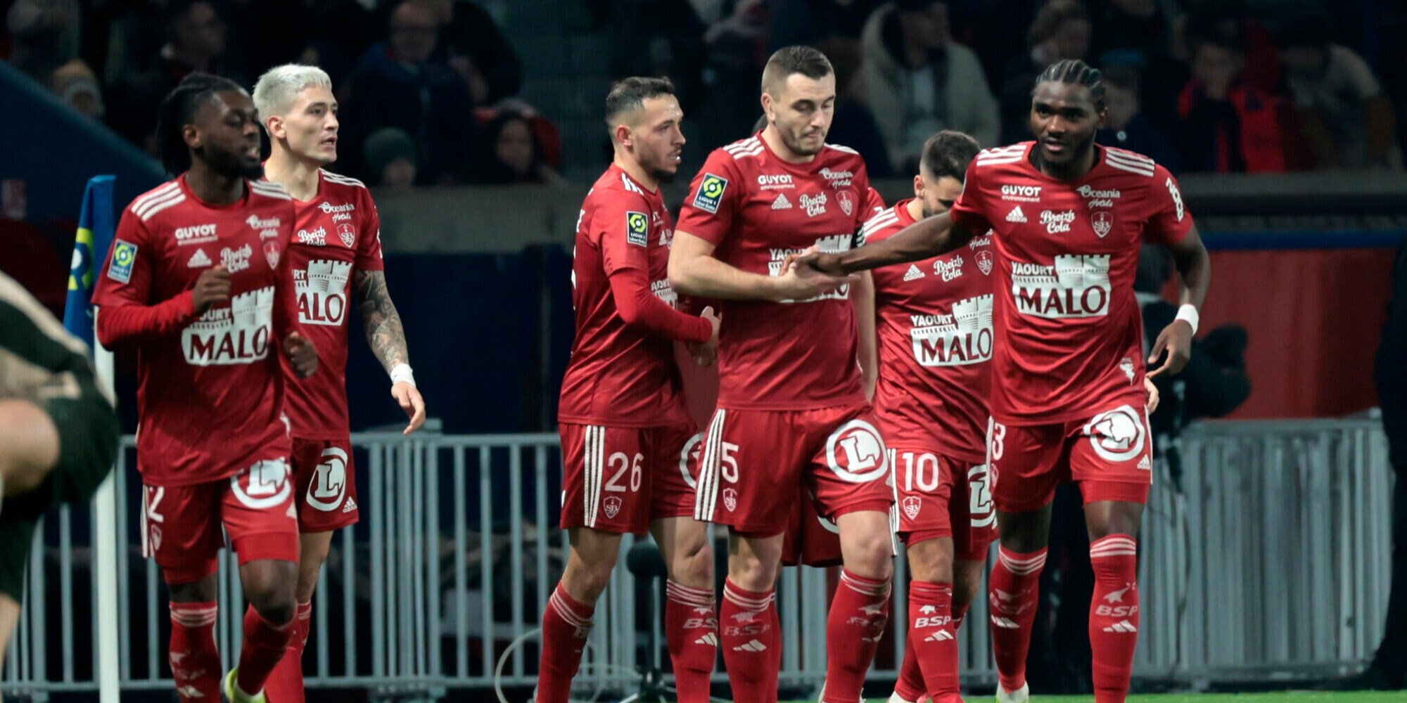 Ligue 1, il Lione ribalta il Nantes: vincono anche Brest e Monaco
