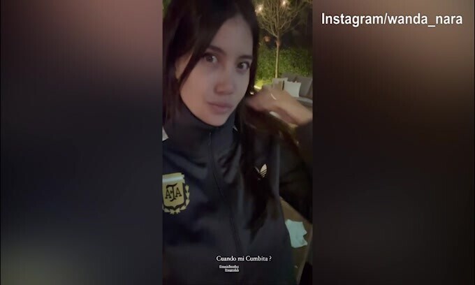 Wanda Nara e la felpa dell'Argentina: fan in estasi