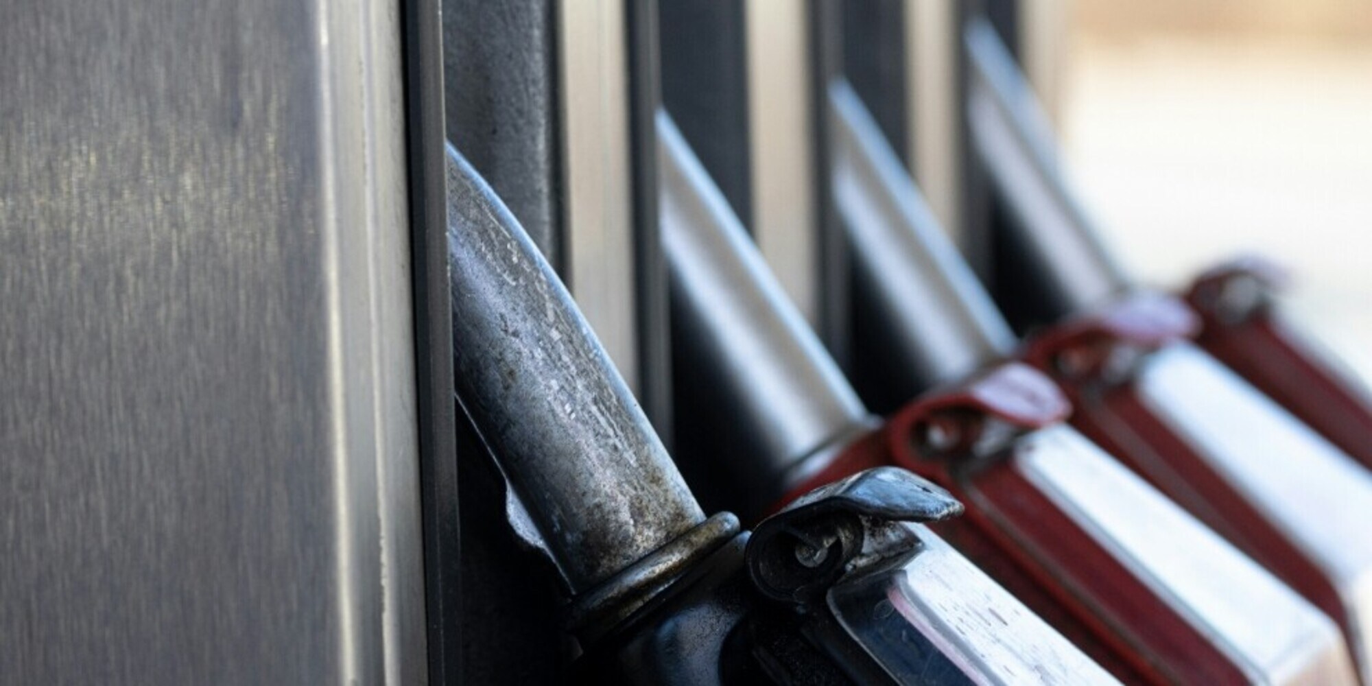 Forte impennata per benzina e diesel: non si vedevano questi prezzi da sei mesi