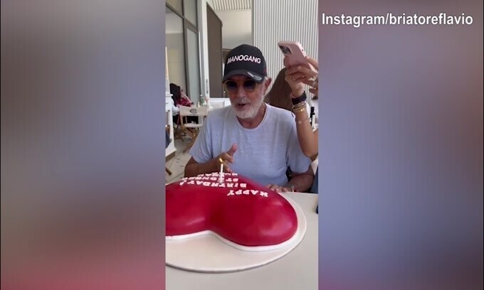 Flavio Briatore compie 74 anni e festeggia in famiglia