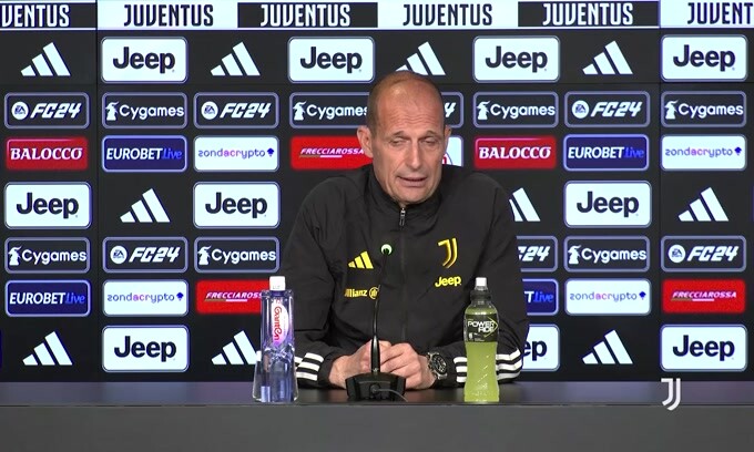 Allegri: "Chiesa o Yildiz? Valuterò chi giocherà tra i due"