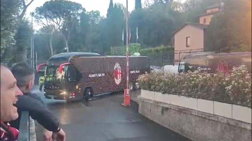 Roma-Milan, allo stadio "Olimpico" arriva il pullman rossonero