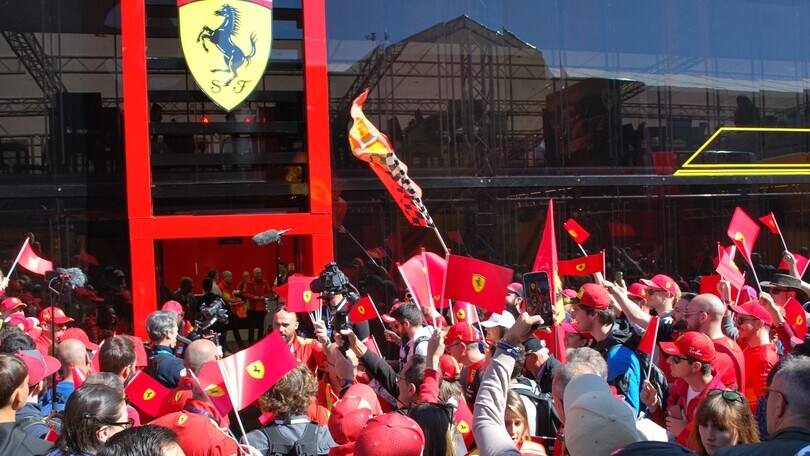 Imola, la passione dei tifosi per la gara italiana del WEC