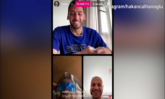 Calhanoglu, risate in diretta social con Thuram e Dimarco