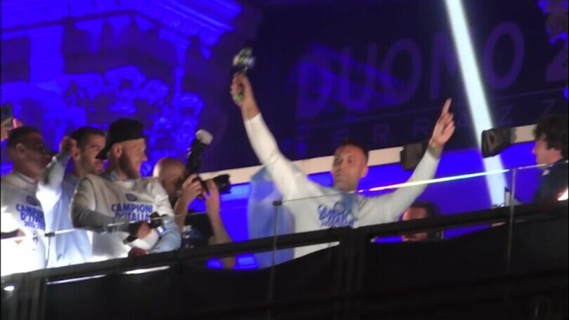 Lautaro Martinez ringrazia tutti: "Tifosi, Scudetto anche vostro"