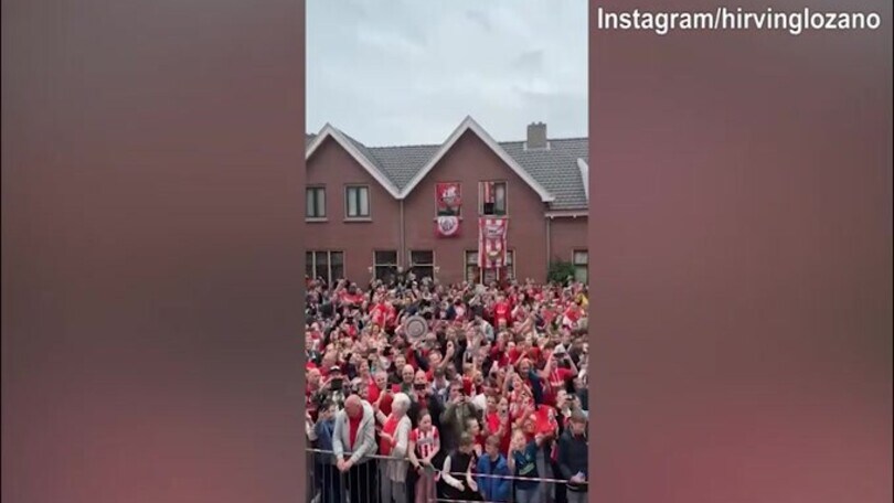 Psv campione d'Olanda: Lozano in festa, il centrocampista non dimentica Napoli