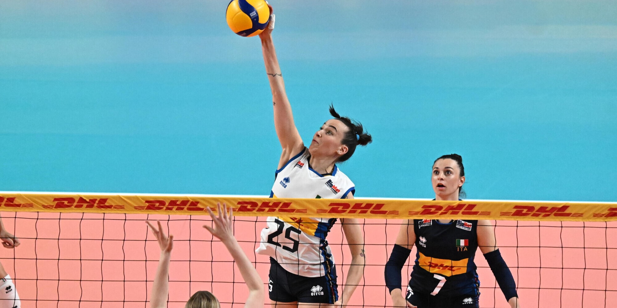 Nazionale Femminile: l'Italia di Velasco travolge la Svezia
