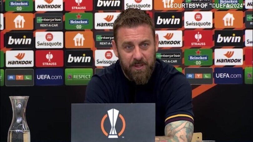 De Rossi: "Dybala? Era pronto per eventuali 10' finali di preghiera"