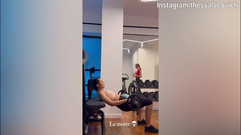 Lady Locatelli in palestra: Thessa sembra sfinita....