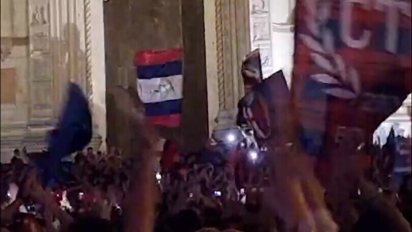 Bologna, festa in Piazza Maggiore per la Champions League