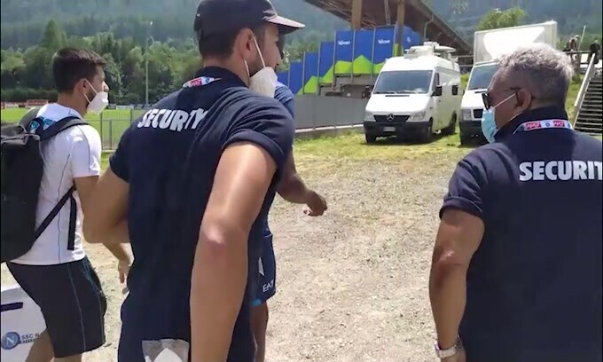 Napoli, infortunio per Osimhen: niente allenamento con la squadra