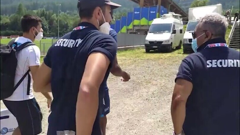 Napoli, infortunio per Osimhen: niente allenamento con la squadra