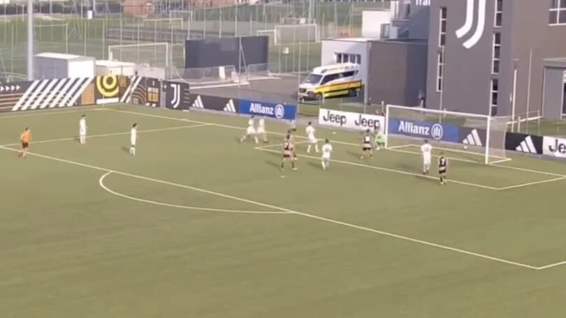 Elimoghale, il gol assurdo del baby Juve che fa sognare i bianconeri e l'Italia