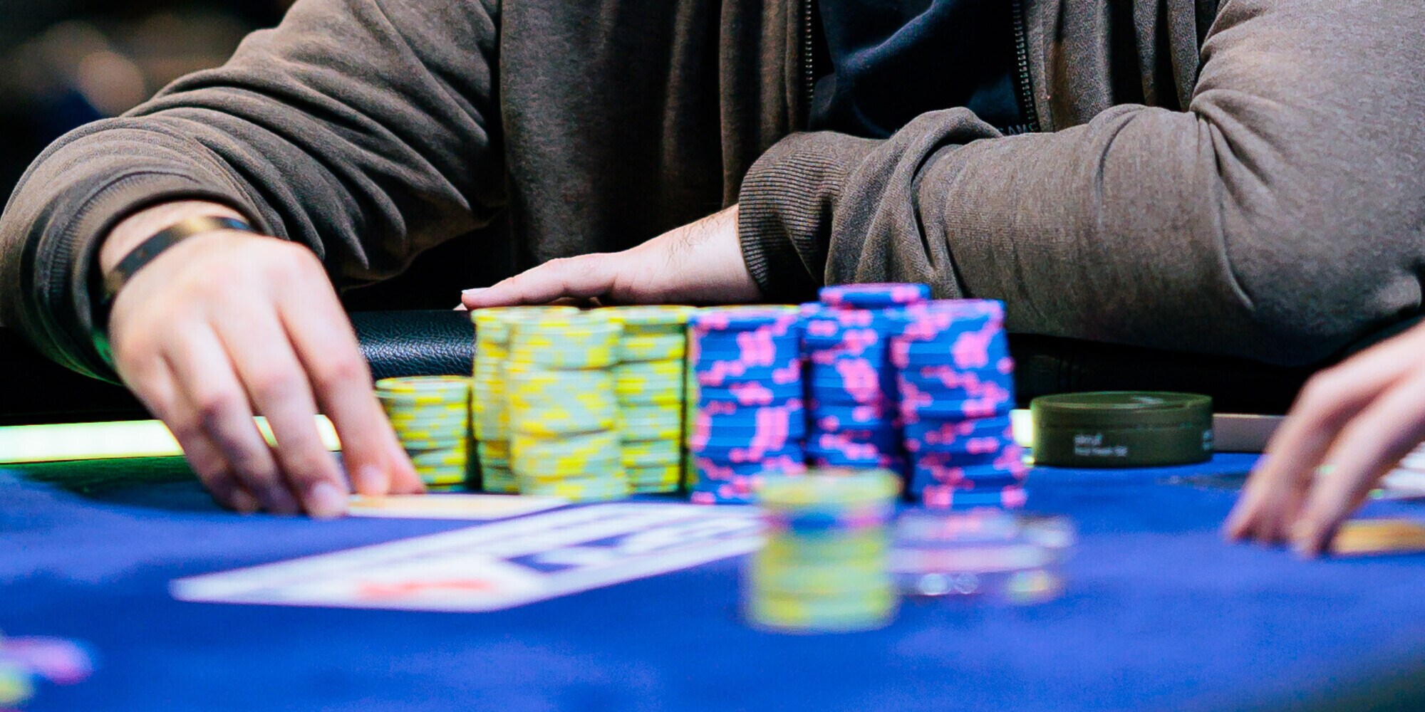 Come bluffare a poker, ecco i migliori consigli