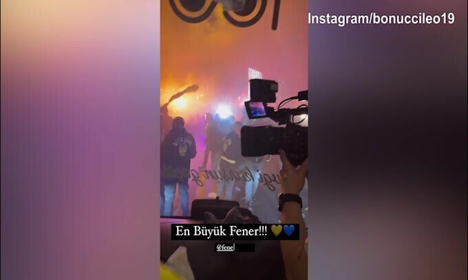 Fenerbache, grandissima festa al rientro dopo la vittoria sul Gala!
