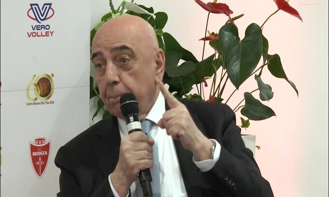 Galliani e l'aneddoto: "2 calciatori squalificati per colpa mia..."