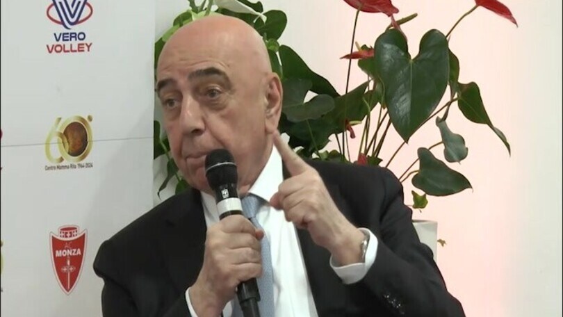 Galliani e l'aneddoto: "2 calciatori squalificati per colpa mia..."