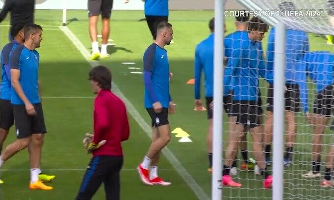 Atalanta, Gasperini osserva i suoi: domani la finale con il Leverkusen