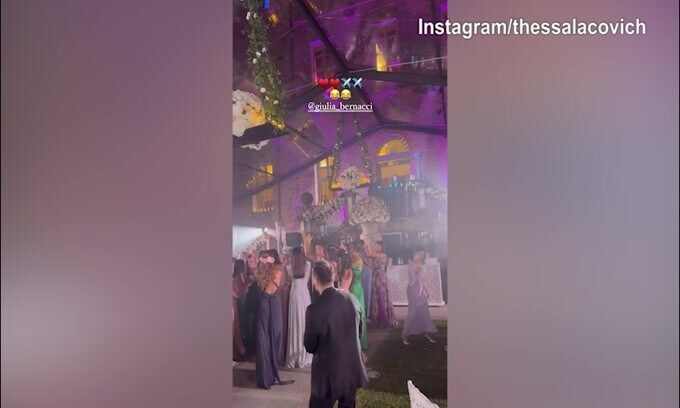 Matrimonio Rugani-Persico, il lancio del bouqet finisce tra le mani di..lady Fagioli