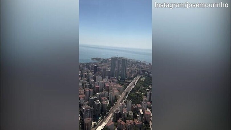 Mourinho sopra lo stadio del Fenerbahce: tutto pronto per la sua avventura