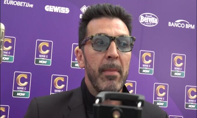 Buffon esalta Di Gregorio: "Mi piace molto"