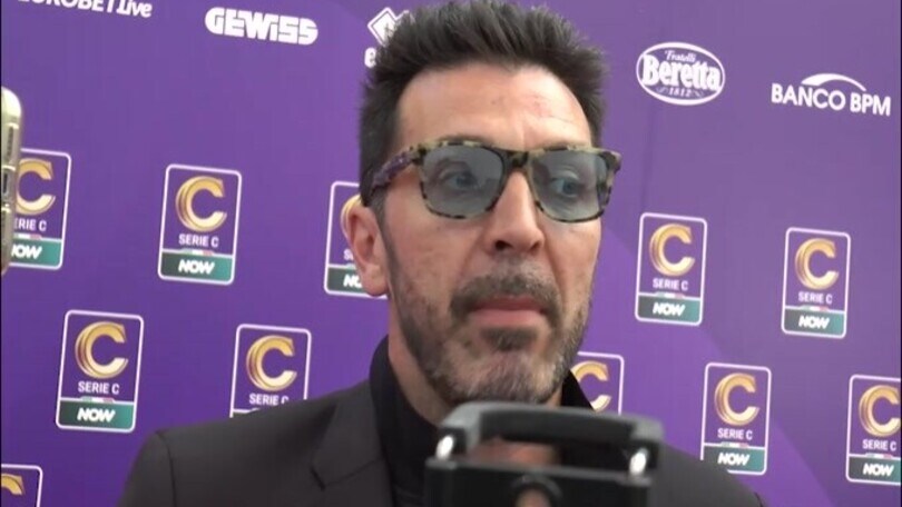 Buffon esalta Di Gregorio: "Mi piace molto"