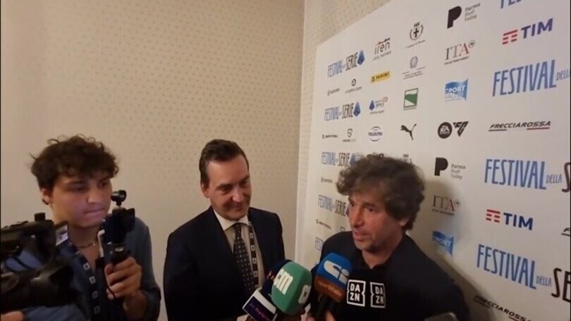 Albertini: "Leao-Pulisic-Zirkzee è un tridente che mi piace"