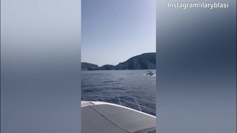 Ilary Blasi, weekend rilassante a Ponza