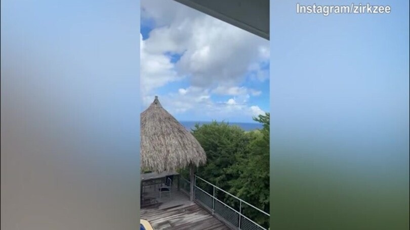 In attesa del futuro, Zirkzee si gode il relax delle vacanze