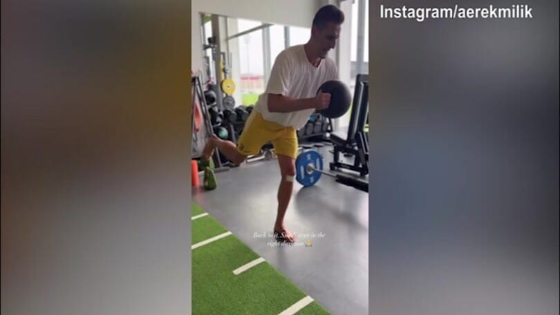 Juve, osserva Milik: il polacco lavora già in palestra
