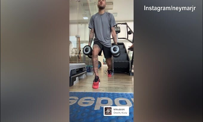 Al-Hilal, l'allenamento di Neymar in palestra