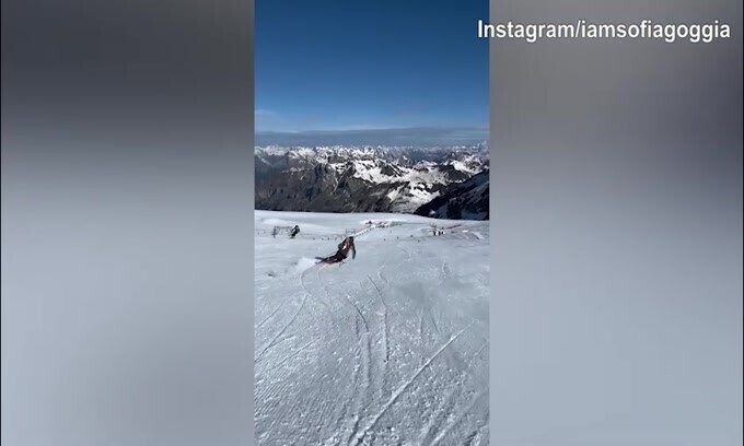 Sofia Goggia, finalmente in pista: "Quattro mesi dopo… prime curve"