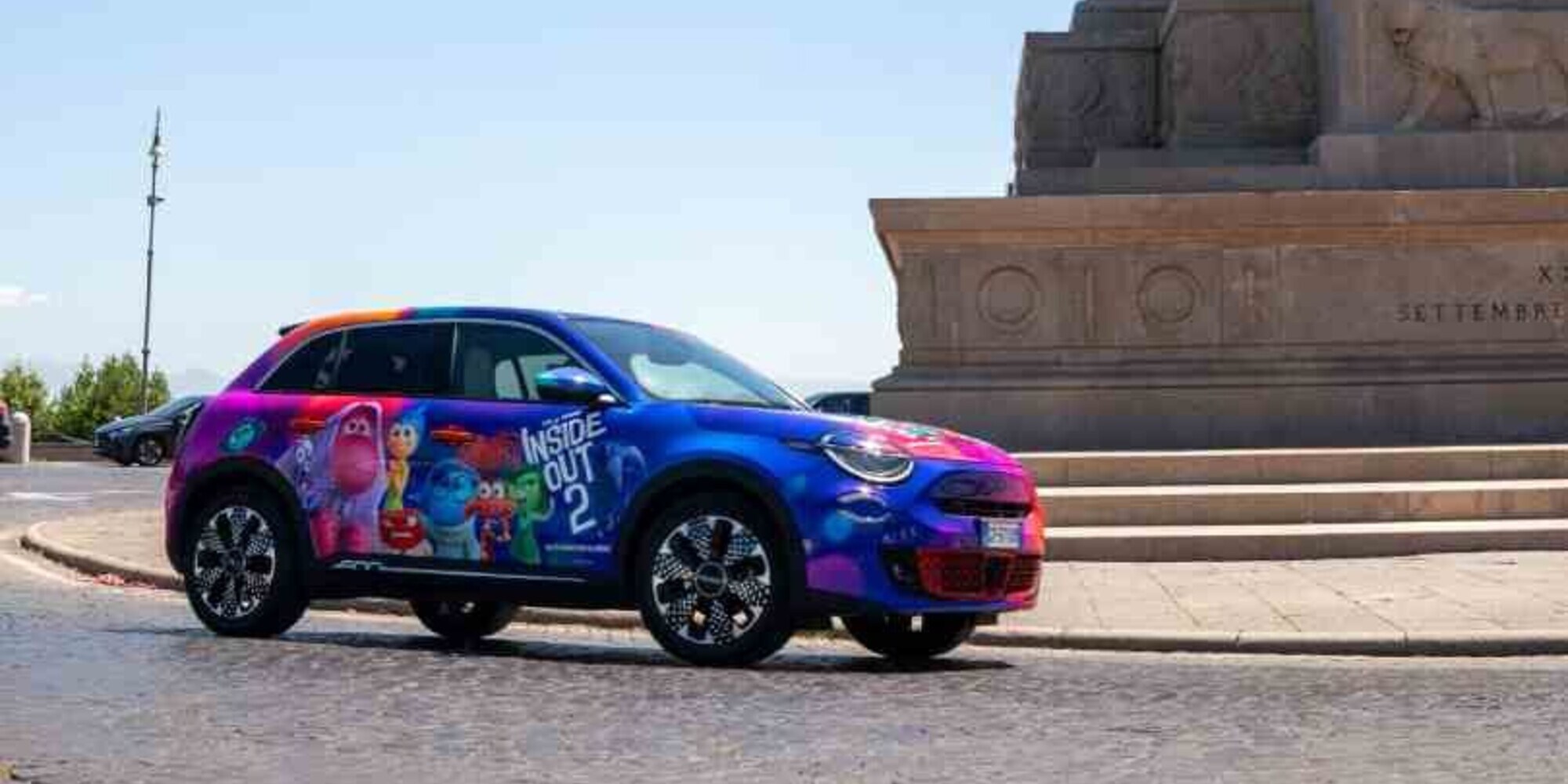 FIAT e Disney Italia insieme: la 600 Hybrid si trasforma con Inside Out 2