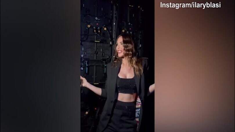 Ilary Blasi, che show dietro le quinte di "Battiti Live"